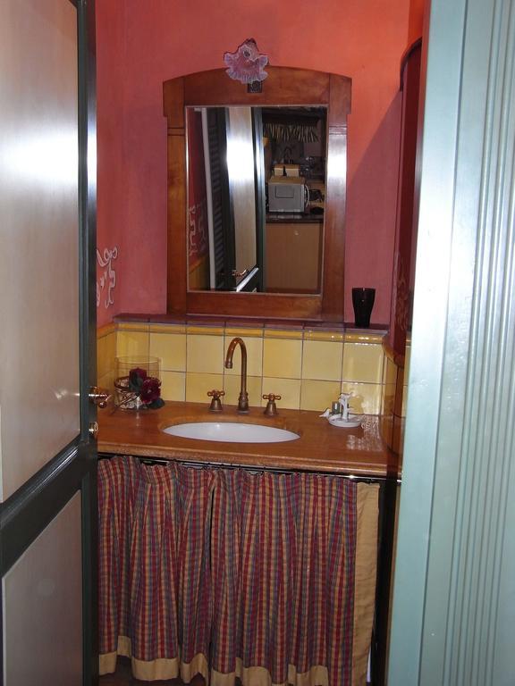 Il Nido Di Tosca Apartment Lucca Bilik gambar